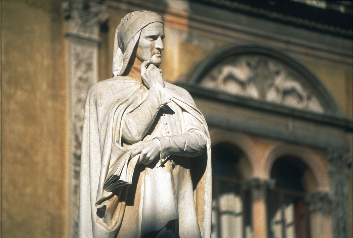 5. Estatua de Dante